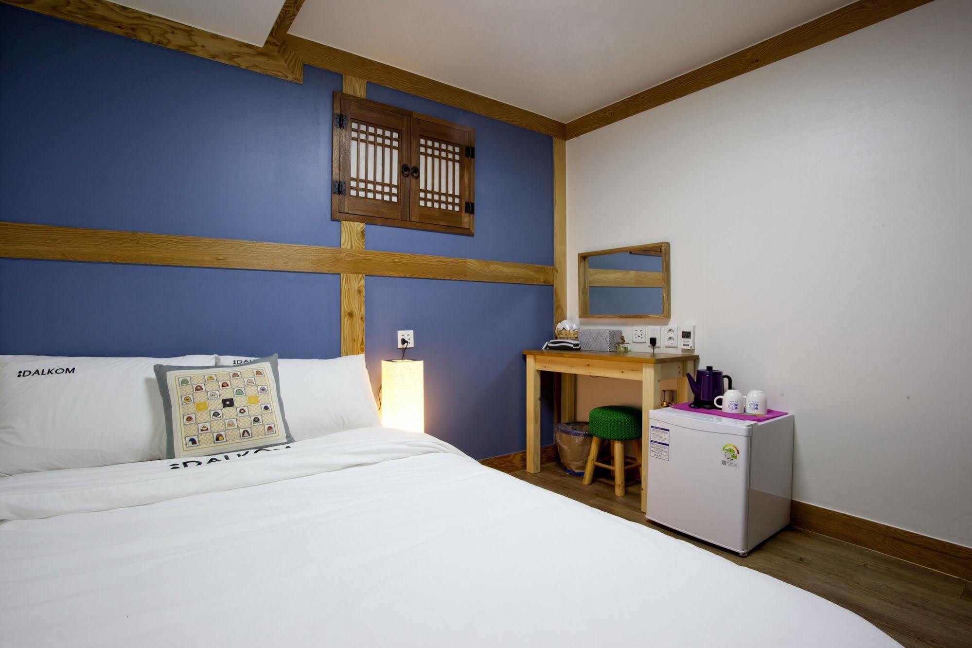 Mini Hotel Dalkom In Dongdaemun Seoul Eksteriør billede