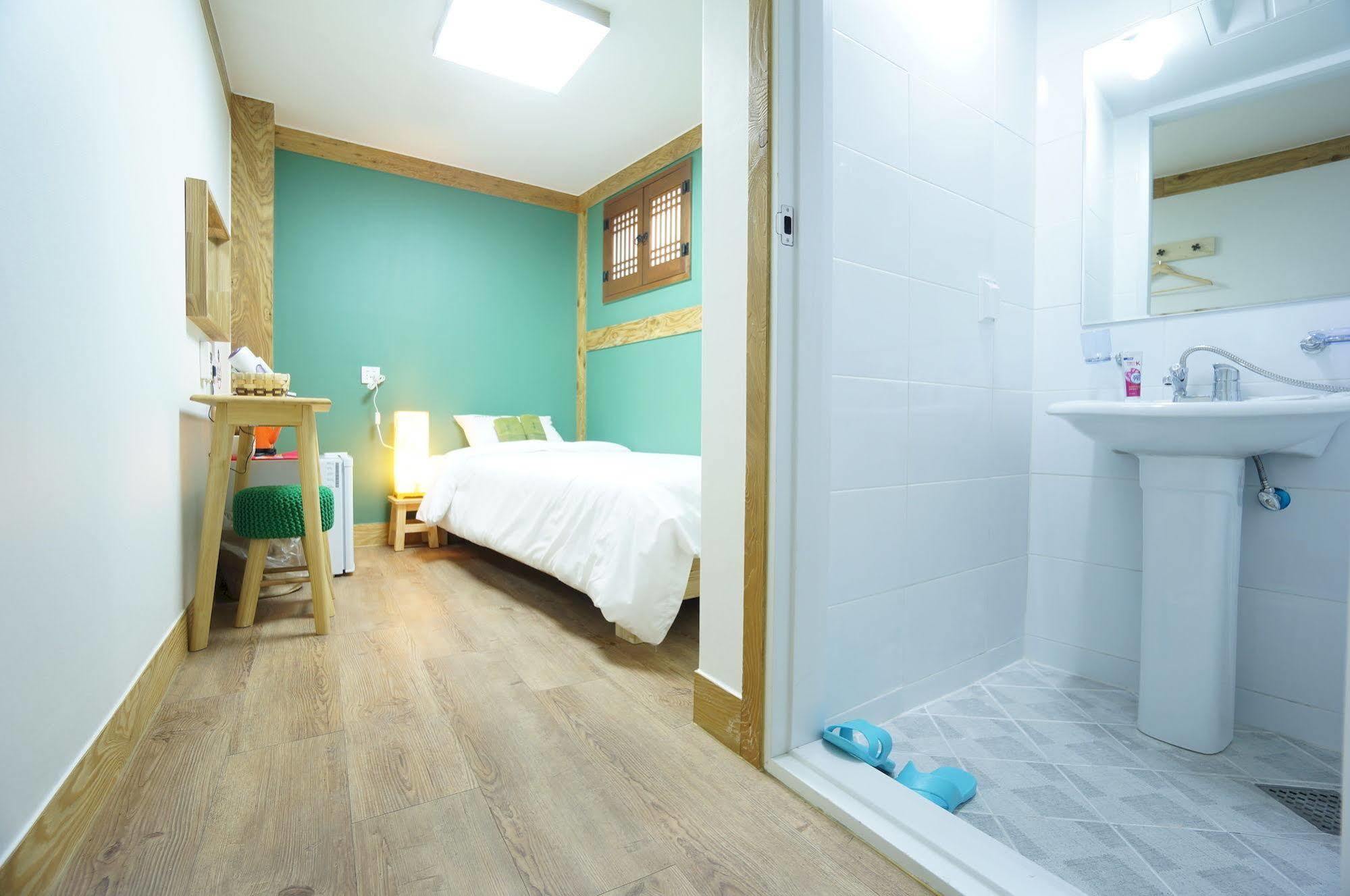 Mini Hotel Dalkom In Dongdaemun Seoul Eksteriør billede