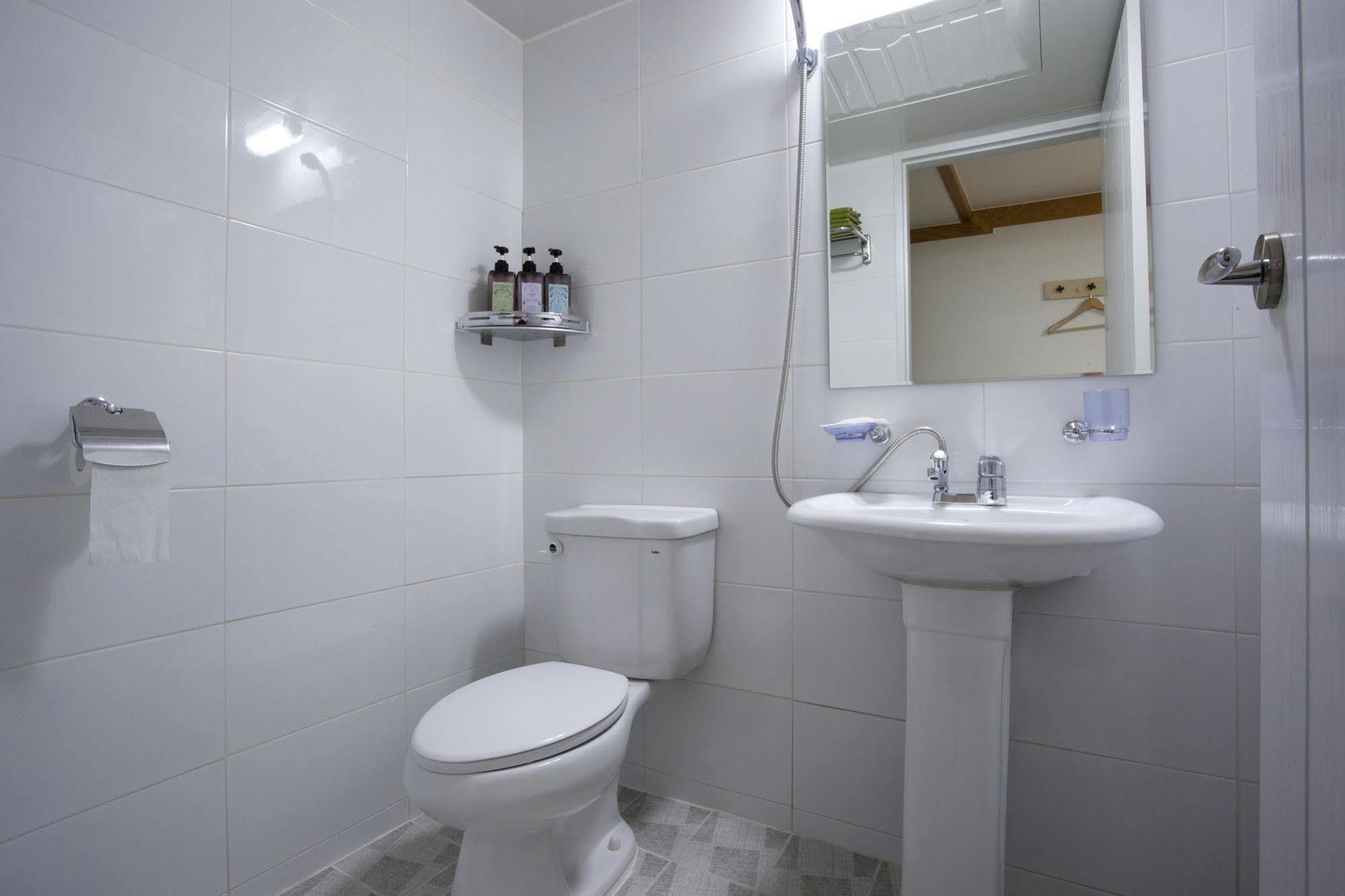 Mini Hotel Dalkom In Dongdaemun Seoul Eksteriør billede