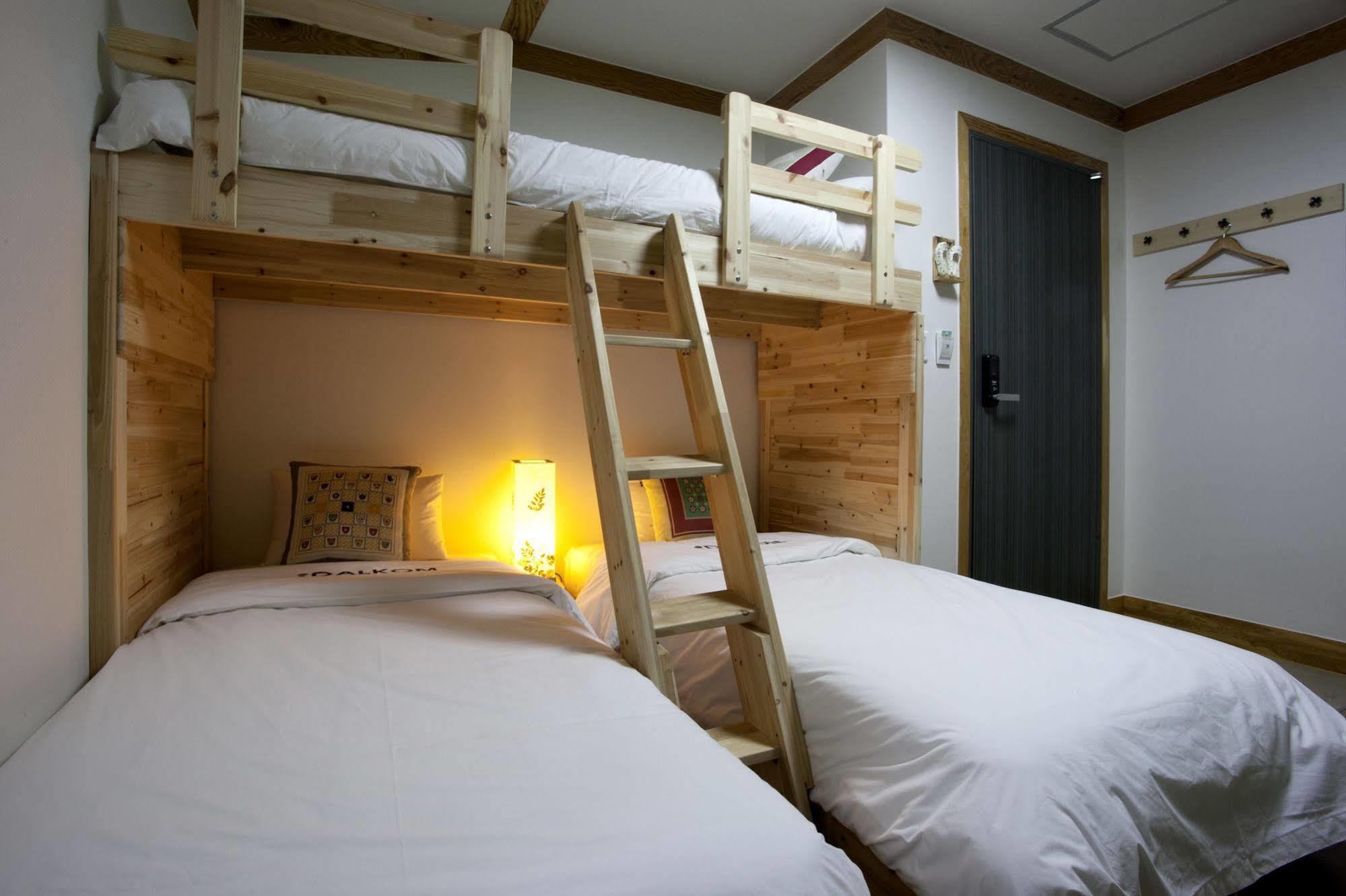 Mini Hotel Dalkom In Dongdaemun Seoul Eksteriør billede