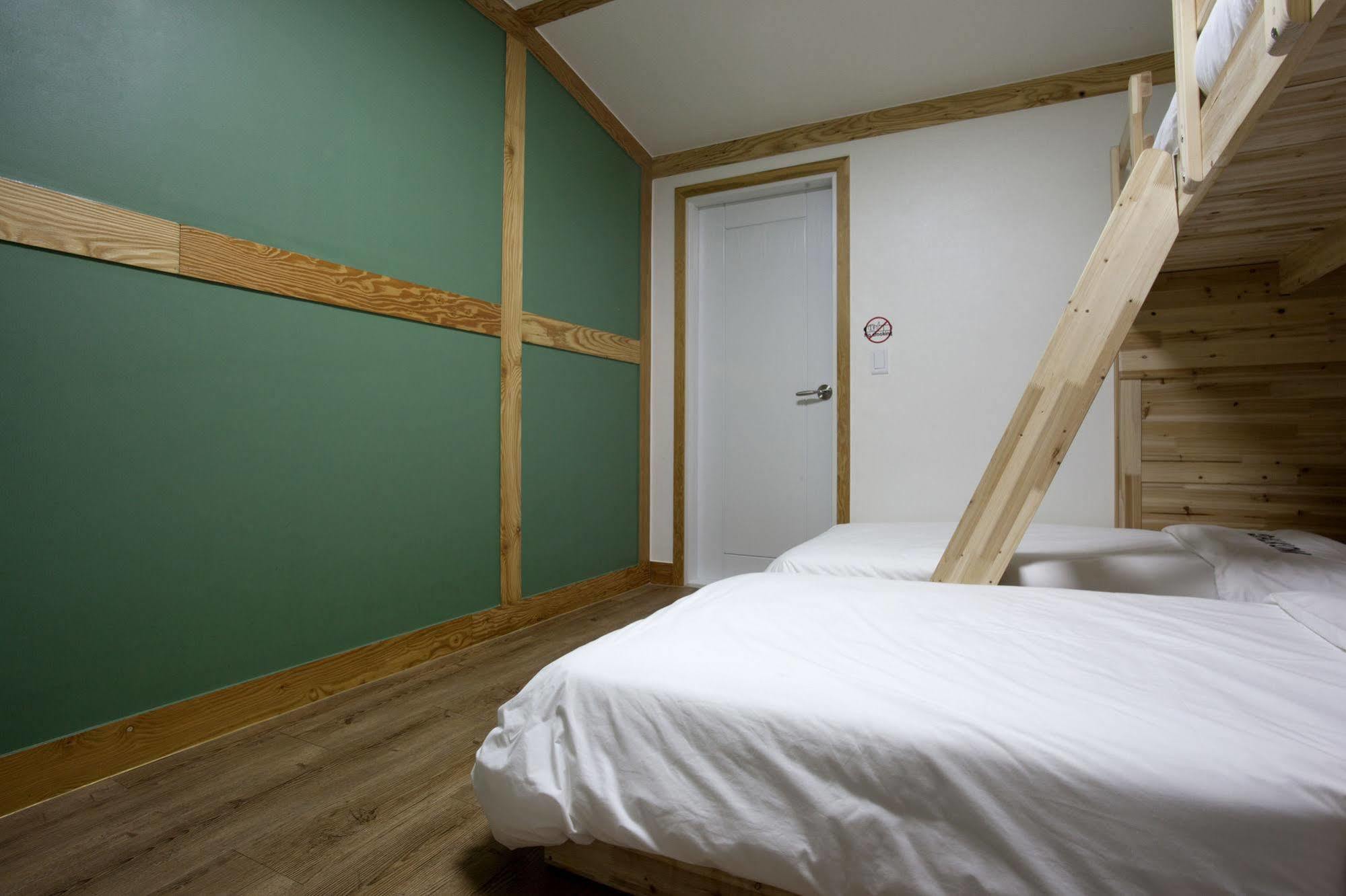 Mini Hotel Dalkom In Dongdaemun Seoul Eksteriør billede