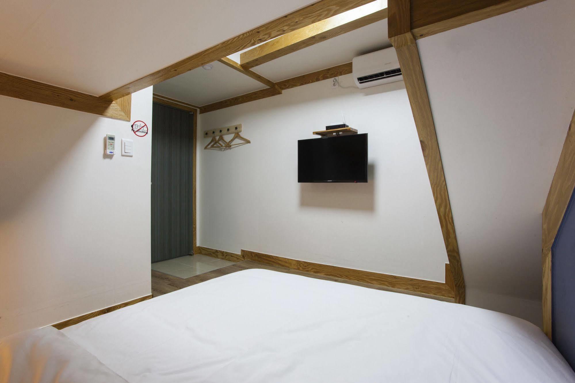 Mini Hotel Dalkom In Dongdaemun Seoul Eksteriør billede