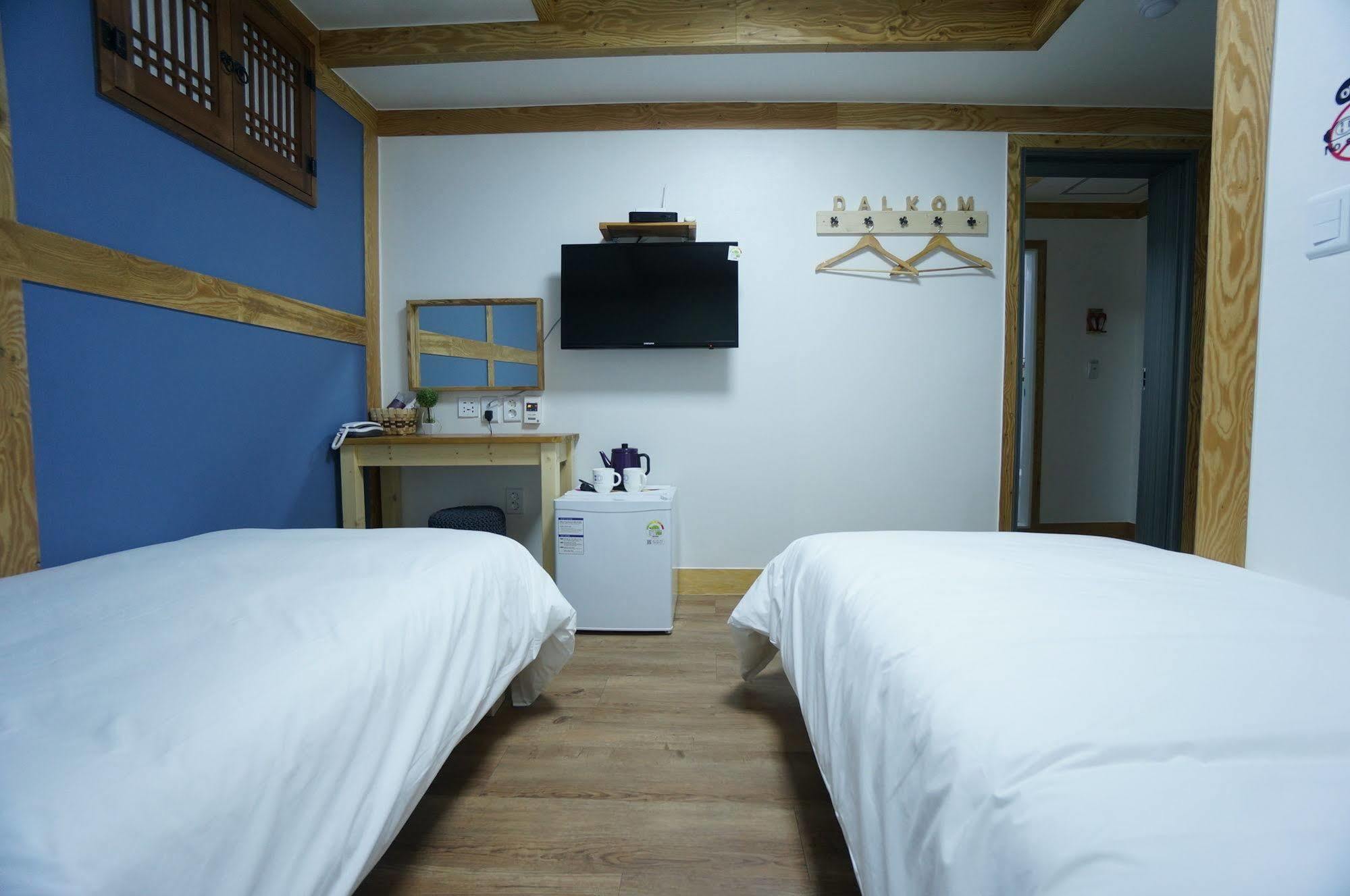 Mini Hotel Dalkom In Dongdaemun Seoul Eksteriør billede
