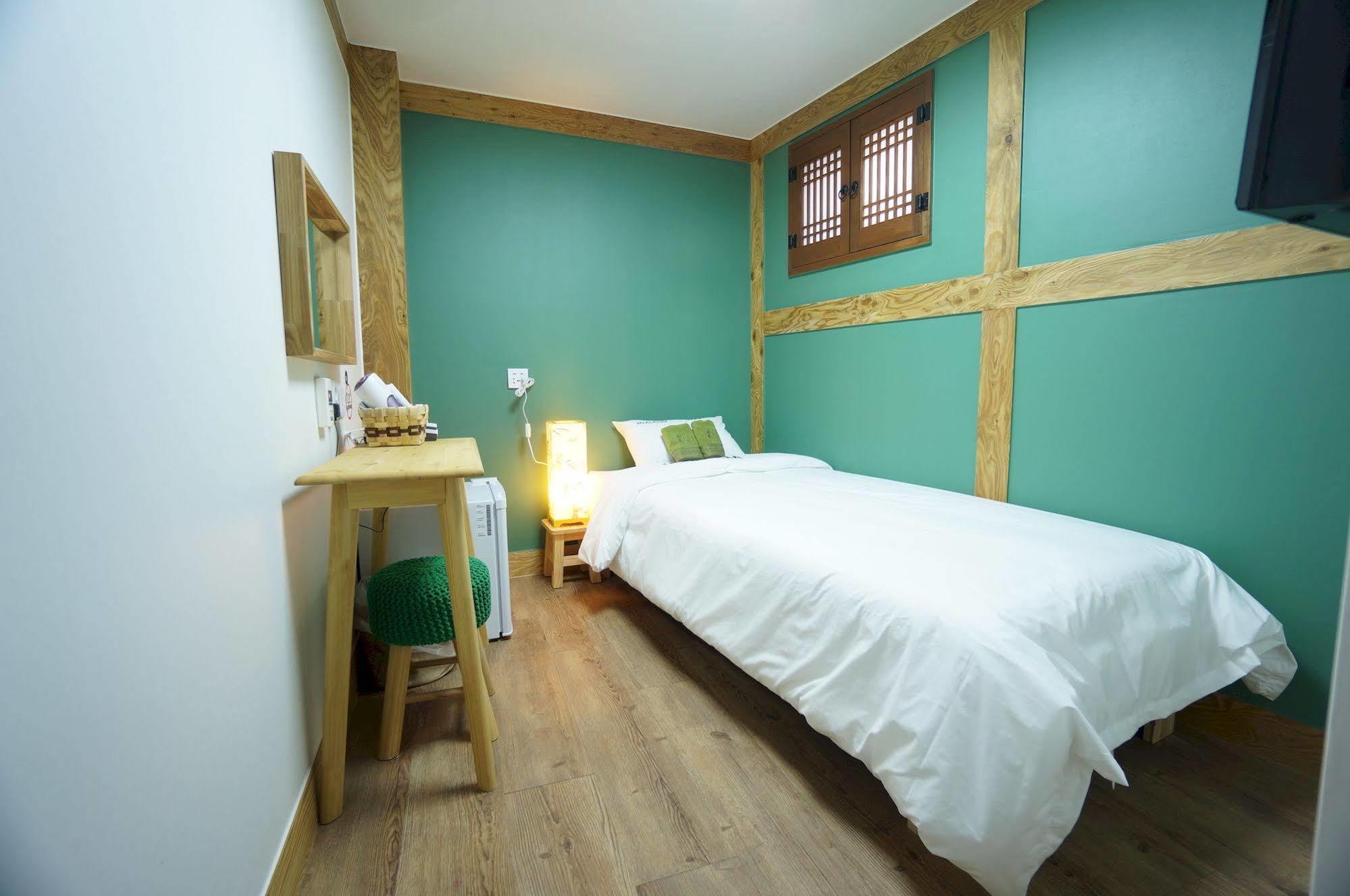 Mini Hotel Dalkom In Dongdaemun Seoul Eksteriør billede
